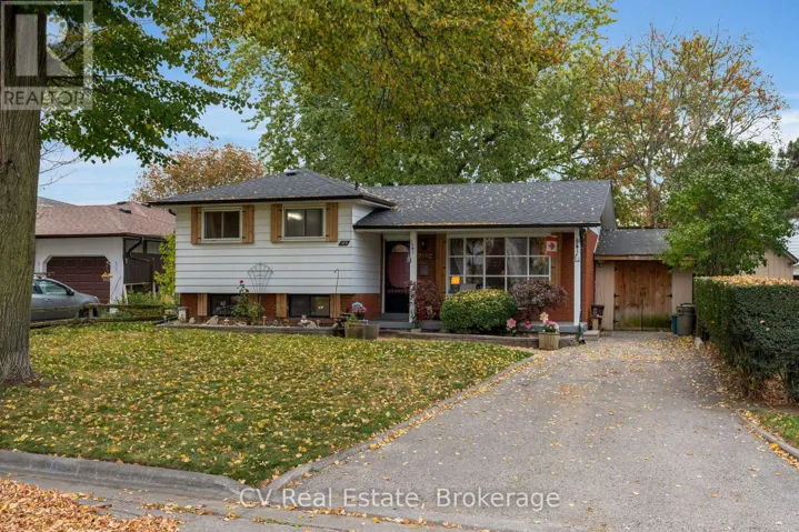 185 GEORGIAN COURT, Oshawa (Lakeview), Ontario L1J1G3