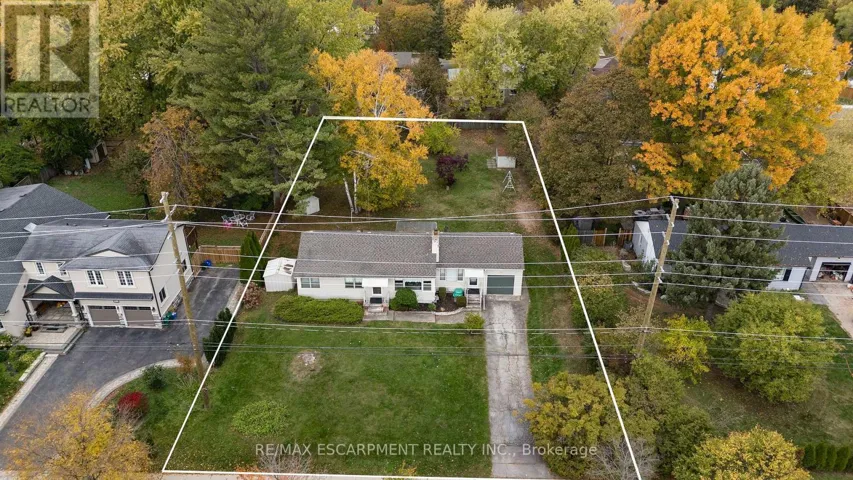 2455 REBECCA STREET, Oakville (WO West), Ontario L6L2B1