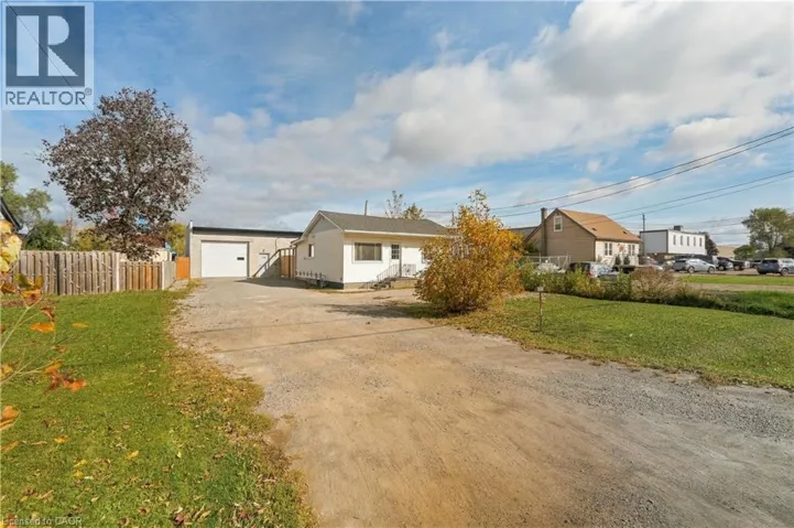 727 BARTON Street, Stoney Creek, Ontario L8E5L7
