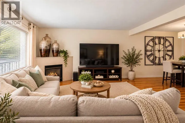 554 Killarney Glen Court SW, Calgary, Alberta T3E7H4