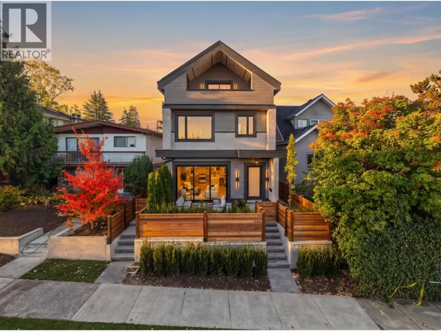 1 266 E 38 AVENUE, Vancouver, British Columbia V5W1H4