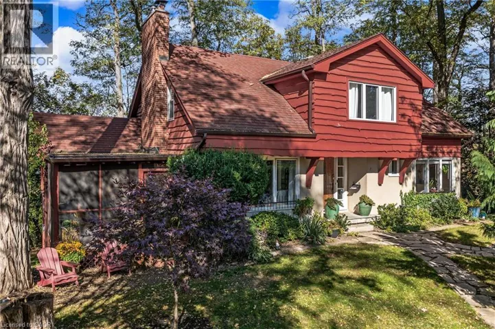 7 HATFIELD Place, Dundas, Ontario L9H4J7