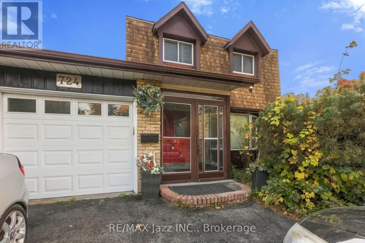 724 GALAHAD DRIVE, Oshawa (Eastdale), Ontario L1K1M2