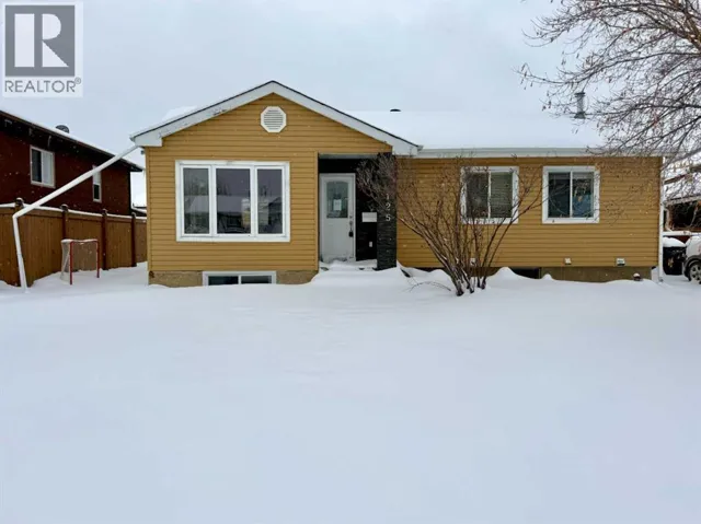125 Becker Crescent, Fort McMurray, Alberta T9K1M6