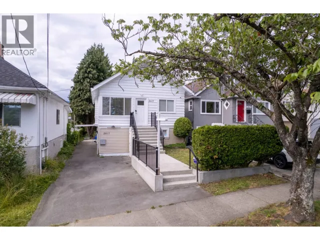 2617 TURNER STREET, Vancouver, British Columbia V5K2G1