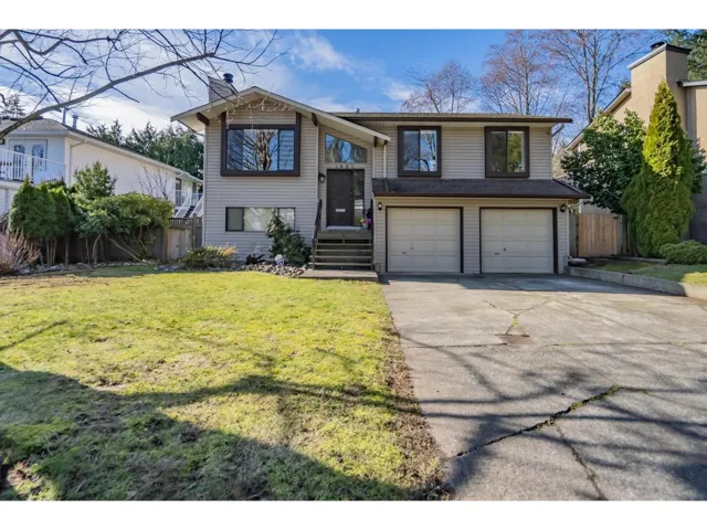 1981 158A STREET, Surrey, British Columbia V4A7M3