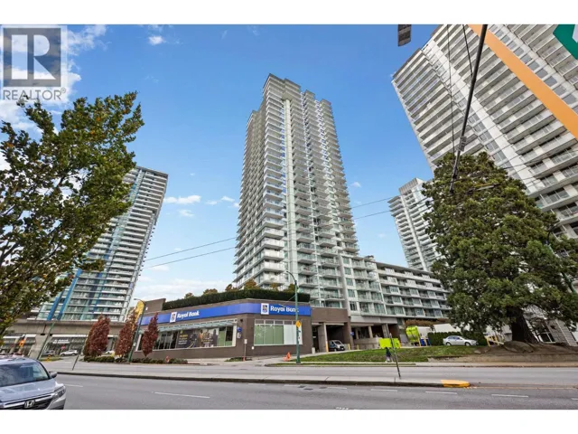 2806 8131 NUNAVUT LANE, Vancouver, British Columbia V5X0E2