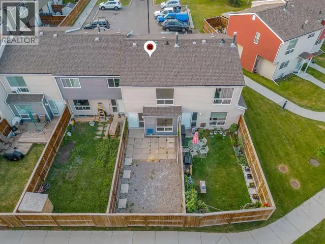 33, 5425 Pensacola Crescent SE, Calgary, Alberta T2A2G7