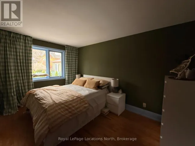 780