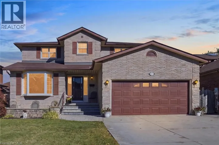 25 CANDOR Crescent, Hamilton, Ontario L8E4X6