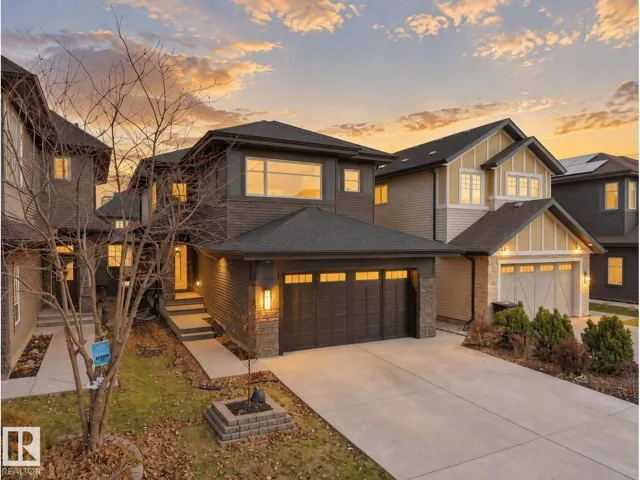 1954 Ainslie LI SW, Edmonton, Alberta T6W2L9