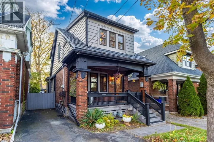 214 ROTHSAY Avenue, Hamilton, Ontario L8M3G7