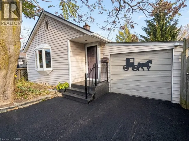 42 EMERY Street W, London, Ontario N6J1R6