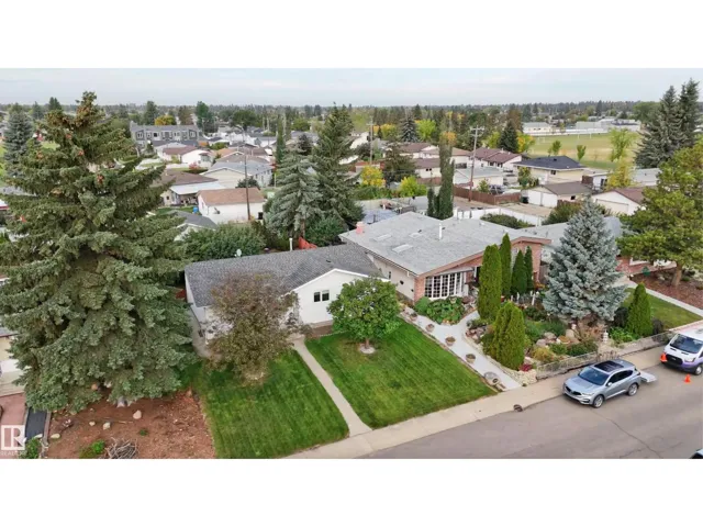 13304 73 ST NW, Edmonton, Alberta T5C0T8