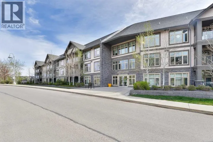 213, 45 Aspenmont Heights SW, Calgary, Alberta T3H0E6