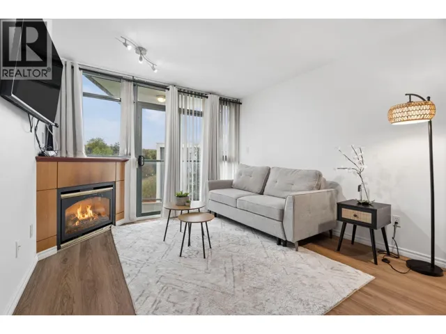 1110 2763 CHANDLERY PLACE, Vancouver, British Columbia V5S4V4