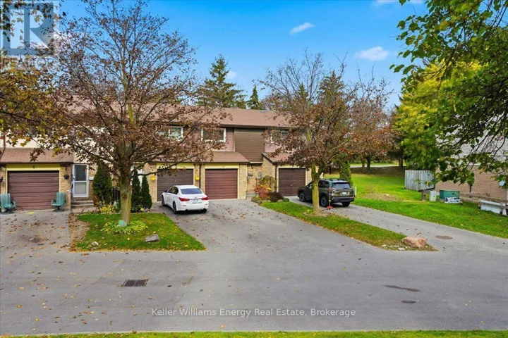 10 - 945 BURNS STREET W, Whitby (Lynde Creek), Ontario L1N6J5