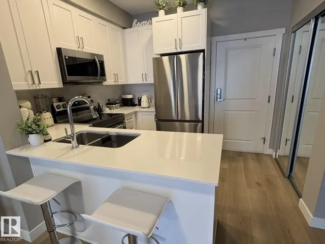 #318 12804 140 ave NW NW, Edmonton, Alberta T6V0M3