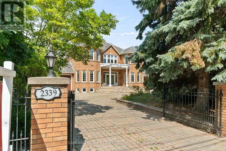 2339 GLENGARRY ROAD, Mississauga (Erindale), Ontario L5C1Y1