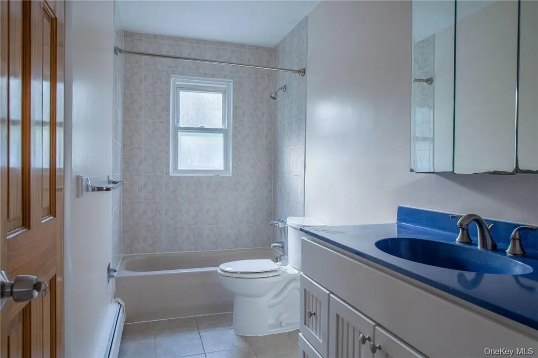 8 Fillmore Court, Woodbury, NY, 3 Bedrooms Bedrooms, 8 Rooms Rooms,1 BathroomBathrooms,Residential Lease,For Rent,Fillmore,0,H6158301 8 Fillmore Court, Woodbury, NY, 3 Bedrooms Bedrooms, 8 Rooms Rooms,1 BathroomBathrooms,Residential Lease,For Rent,Fillmore,0,H6158301