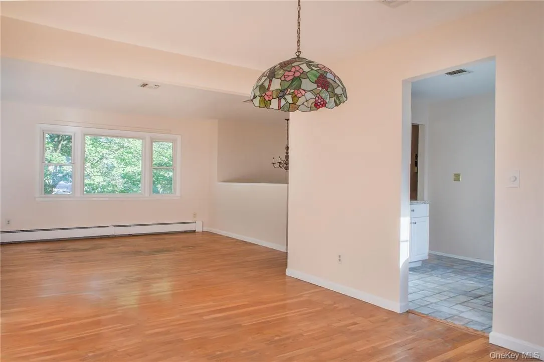 8 Fillmore Court, Woodbury, NY, 3 Bedrooms Bedrooms, 8 Rooms Rooms,1 BathroomBathrooms,Residential Lease,For Rent,Fillmore,0,H6158301 8 Fillmore Court, Woodbury, NY, 3 Bedrooms Bedrooms, 8 Rooms Rooms,1 BathroomBathrooms,Residential Lease,For Rent,Fillmore,0,H6158301