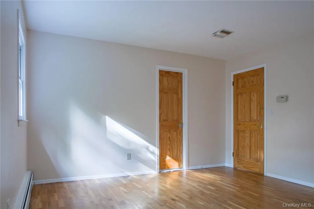 8 Fillmore Court, Woodbury, NY, 3 Bedrooms Bedrooms, 8 Rooms Rooms,1 BathroomBathrooms,Residential Lease,For Rent,Fillmore,0,H6158301 8 Fillmore Court, Woodbury, NY, 3 Bedrooms Bedrooms, 8 Rooms Rooms,1 BathroomBathrooms,Residential Lease,For Rent,Fillmore,0,H6158301