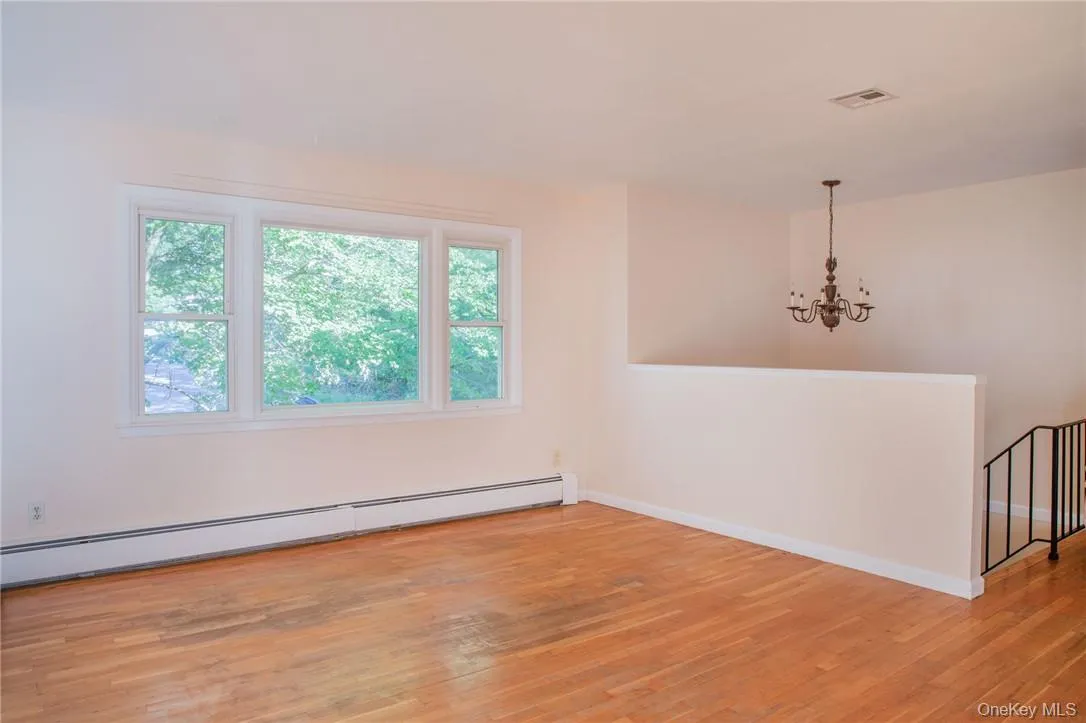 8 Fillmore Court, Woodbury, NY, 3 Bedrooms Bedrooms, 8 Rooms Rooms,1 BathroomBathrooms,Residential Lease,For Rent,Fillmore,0,H6158301 8 Fillmore Court, Woodbury, NY, 3 Bedrooms Bedrooms, 8 Rooms Rooms,1 BathroomBathrooms,Residential Lease,For Rent,Fillmore,0,H6158301