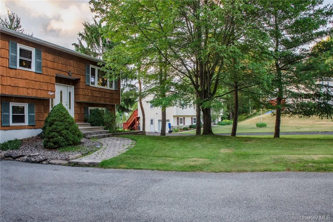 8 Fillmore Court, Woodbury, NY, 3 Bedrooms Bedrooms, 8 Rooms Rooms,1 BathroomBathrooms,Residential Lease,For Rent,Fillmore,0,H6158301 8 Fillmore Court, Woodbury, NY, 3 Bedrooms Bedrooms, 8 Rooms Rooms,1 BathroomBathrooms,Residential Lease,For Rent,Fillmore,0,H6158301