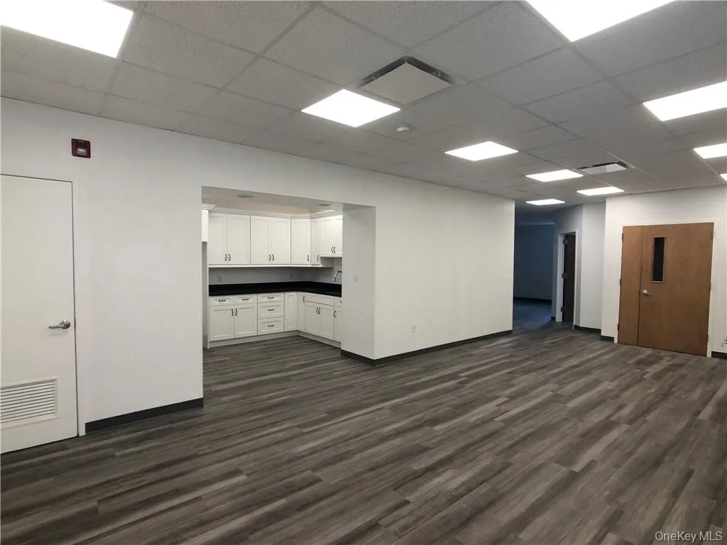 2365 Boston Post Road, Mamaroneck, NY, ,Commercial Lease,Idx,Boston Post,0,H6162443 2365 Boston Post Road, Mamaroneck, NY, ,Commercial Lease,Idx,Boston Post,0,H6162443