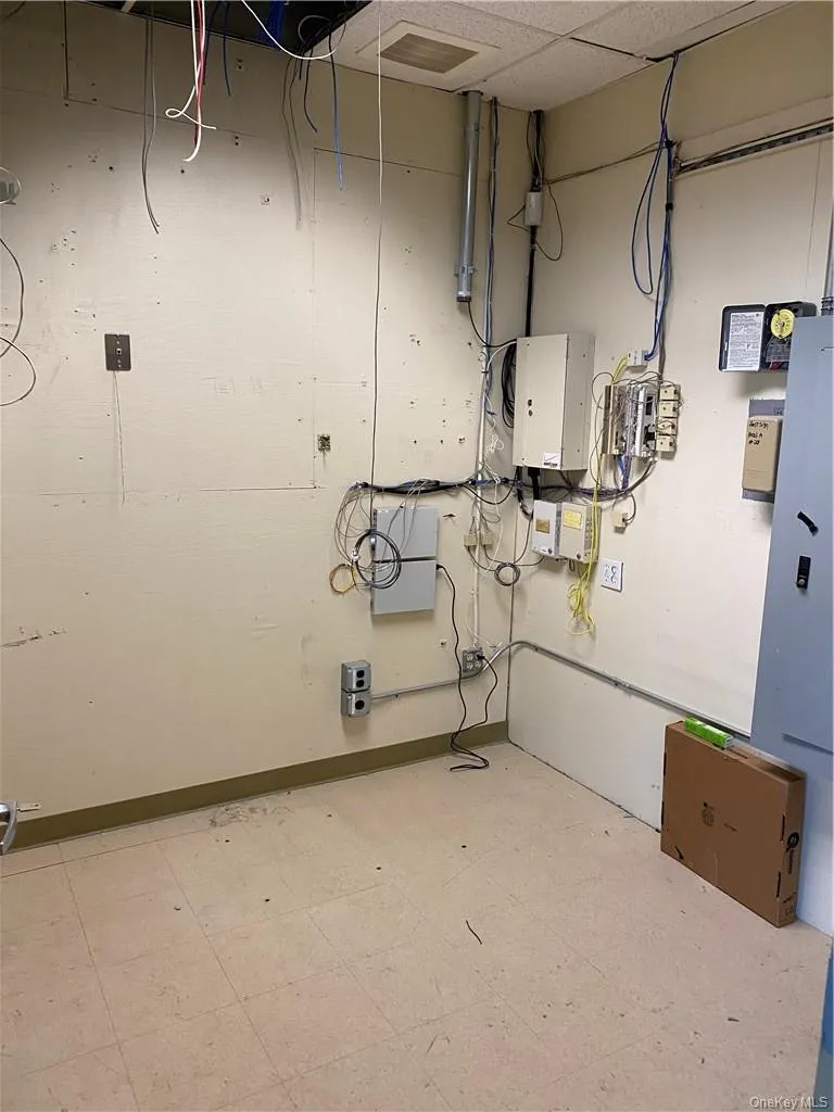 123 Route 59, Clarkstown, NY, ,Commercial Lease,For Rent,Route 59,0,H6166159 123 Route 59, Clarkstown, NY, ,Commercial Lease,For Rent,Route 59,0,H6166159