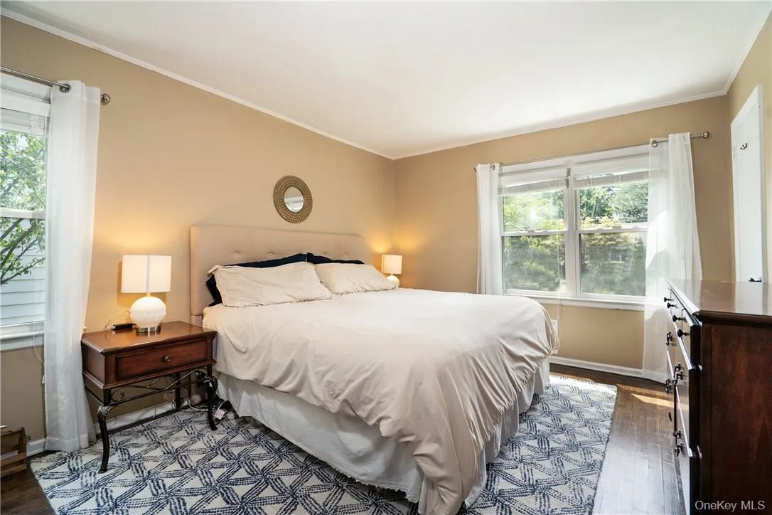 28 Top O The Ridge Drive, New Rochelle, NY, 3 Bedrooms Bedrooms, 7 Rooms Rooms,1 BathroomBathrooms,Residential,For Rent,Top O The Ridge,0,H6195042 28 Top O The Ridge Drive, New Rochelle, NY, 3 Bedrooms Bedrooms, 7 Rooms Rooms,1 BathroomBathrooms,Residential,For Rent,Top O The Ridge,0,H6195042