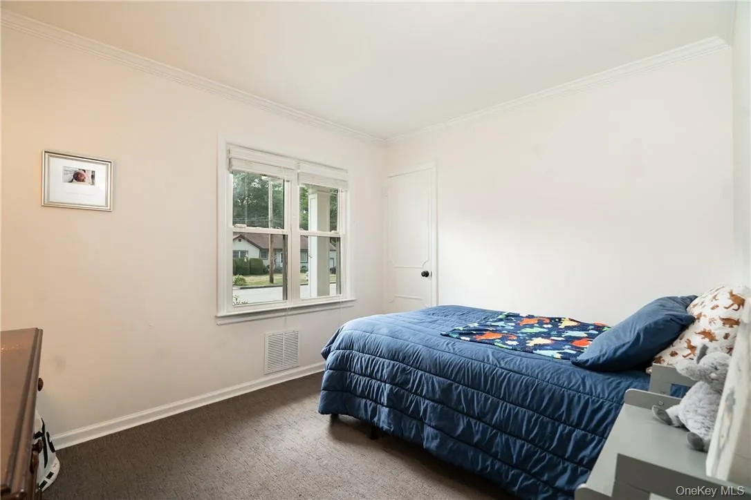 28 Top O The Ridge Drive, New Rochelle, NY, 3 Bedrooms Bedrooms, 7 Rooms Rooms,1 BathroomBathrooms,Residential,For Rent,Top O The Ridge,0,H6195042 28 Top O The Ridge Drive, New Rochelle, NY, 3 Bedrooms Bedrooms, 7 Rooms Rooms,1 BathroomBathrooms,Residential,For Rent,Top O The Ridge,0,H6195042