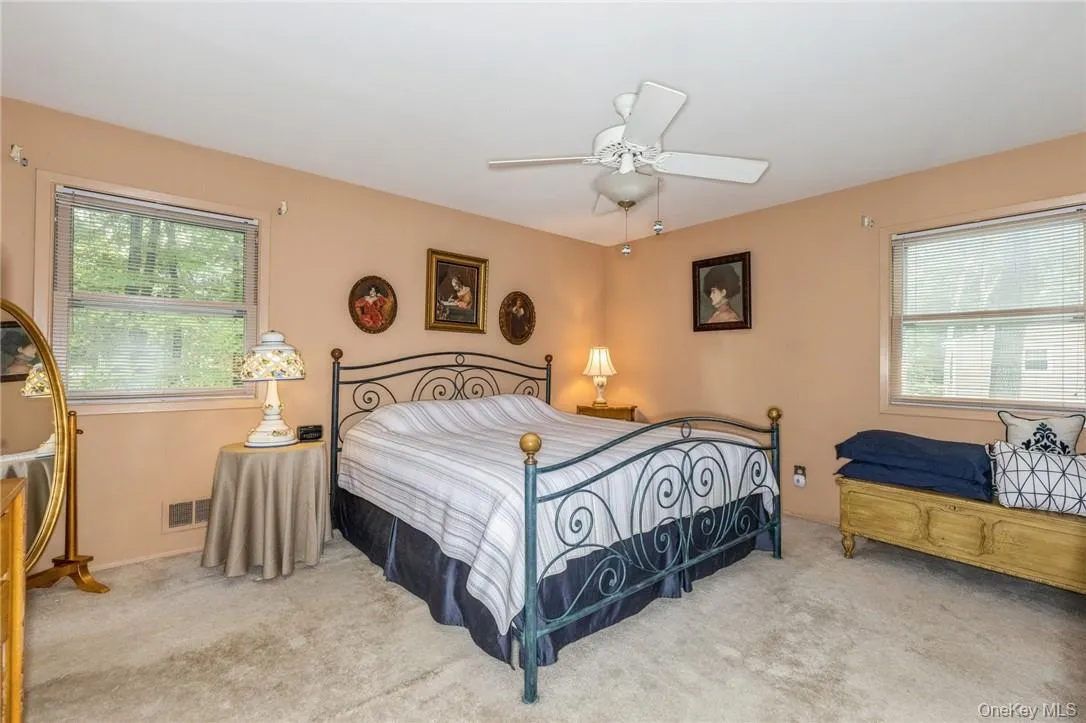Hardwood floors below the carpeting Hardwood floors below the carpeting