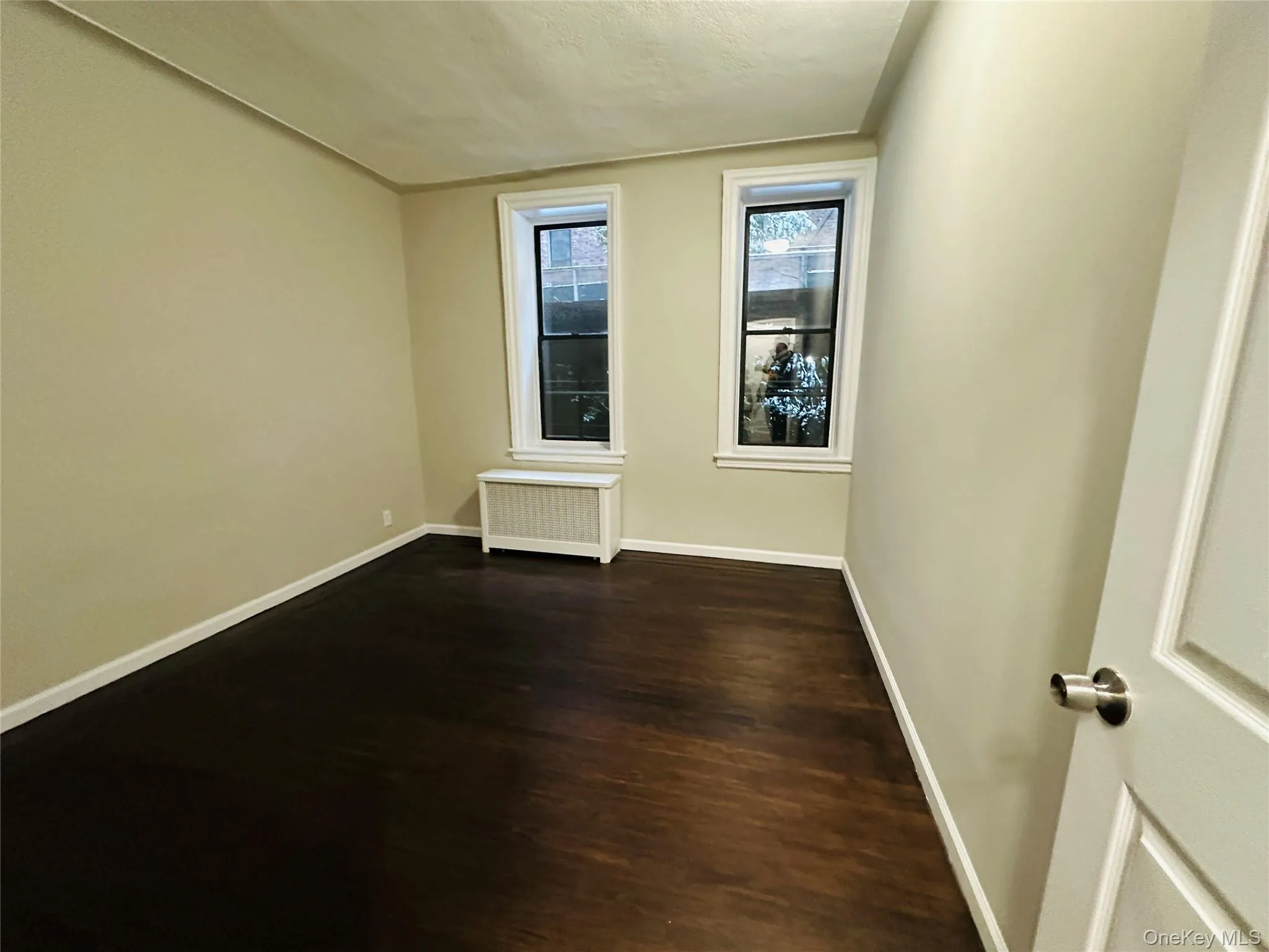 83-15 116th Street, New York, NY, 2 Bedrooms Bedrooms, 5 Rooms Rooms,1 BathroomBathrooms,Residential,For Rent,116th,0,H6240383 83-15 116th Street, New York, NY, 2 Bedrooms Bedrooms, 5 Rooms Rooms,1 BathroomBathrooms,Residential,For Rent,116th,0,H6240383