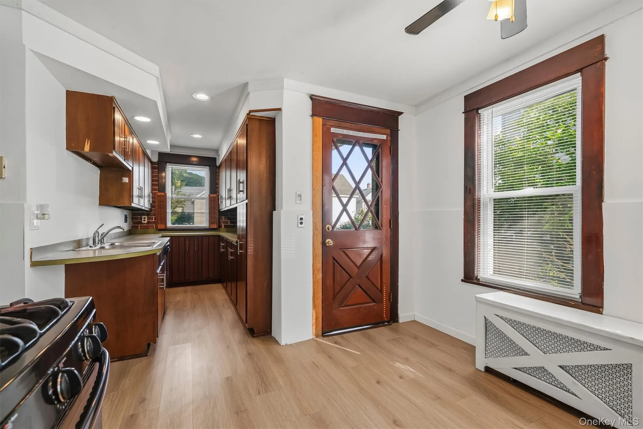 32 Kingston Avenue, Port Jervis, NY, 3 Bedrooms Bedrooms, 7 Rooms Rooms,1 BathroomBathrooms,Residential,For Rent,Kingston,0,H6254995 32 Kingston Avenue, Port Jervis, NY, 3 Bedrooms Bedrooms, 7 Rooms Rooms,1 BathroomBathrooms,Residential,For Rent,Kingston,0,H6254995
