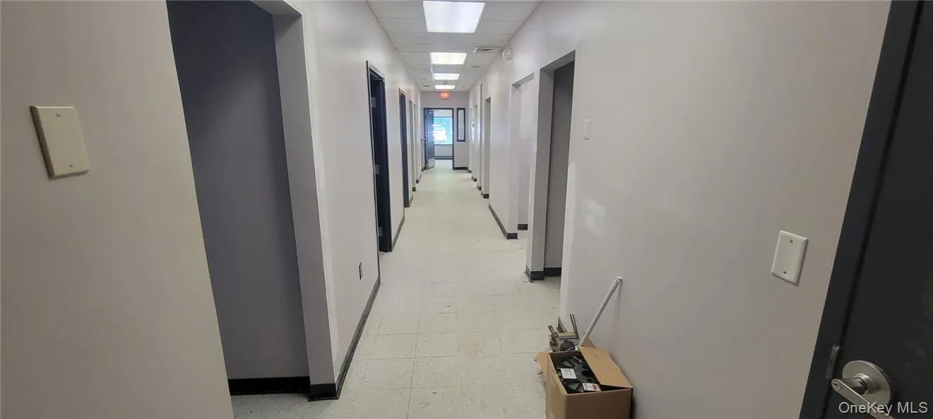 Space C - former dentist office Space C - former dentist office