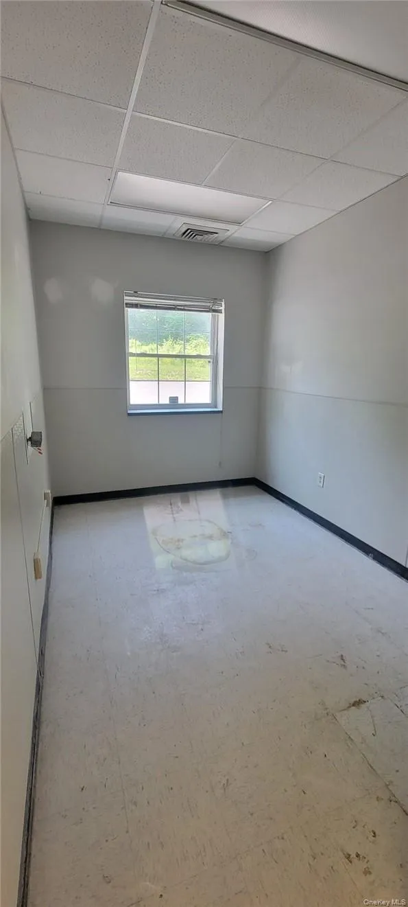 Space C - former dentist office Space C - former dentist office