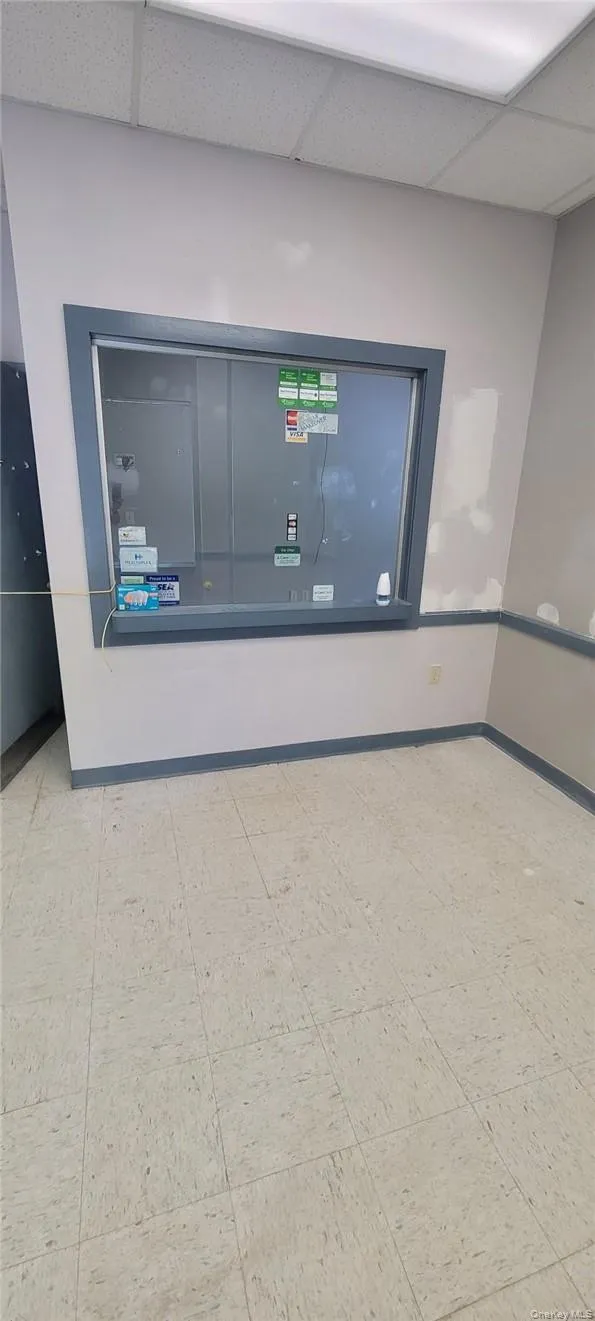 Space C - former dentist office Space C - former dentist office