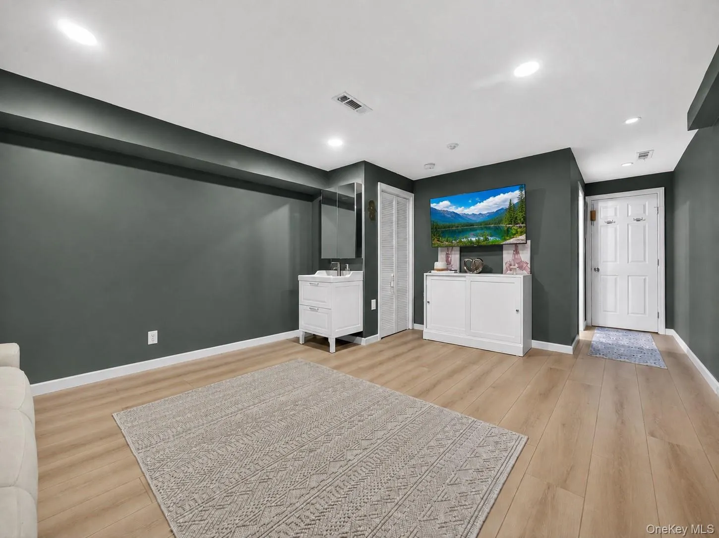 198 Eagle Ridge Way, Clarkstown, NY, 2 Bedrooms Bedrooms, 6 Rooms Rooms,3 BathroomsBathrooms,Residential,For Rent,Eagle Ridge,0,H6265541 198 Eagle Ridge Way, Clarkstown, NY, 2 Bedrooms Bedrooms, 6 Rooms Rooms,3 BathroomsBathrooms,Residential,For Rent,Eagle Ridge,0,H6265541