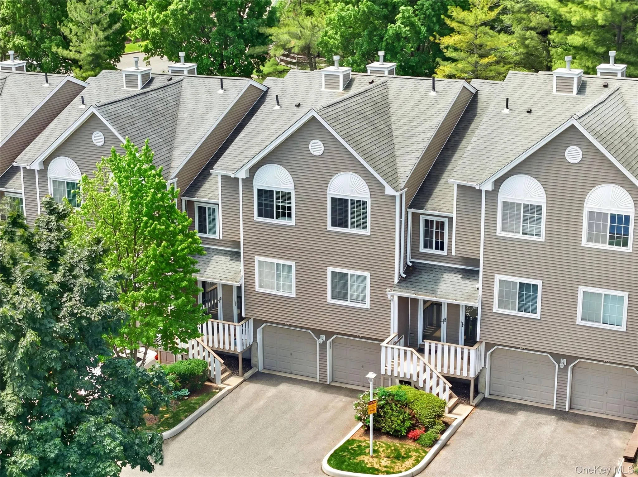 198 Eagle Ridge Way, Clarkstown, NY, 2 Bedrooms Bedrooms, 6 Rooms Rooms,3 BathroomsBathrooms,Residential,For Rent,Eagle Ridge,0,H6265541 198 Eagle Ridge Way, Clarkstown, NY, 2 Bedrooms Bedrooms, 6 Rooms Rooms,3 BathroomsBathrooms,Residential,For Rent,Eagle Ridge,0,H6265541