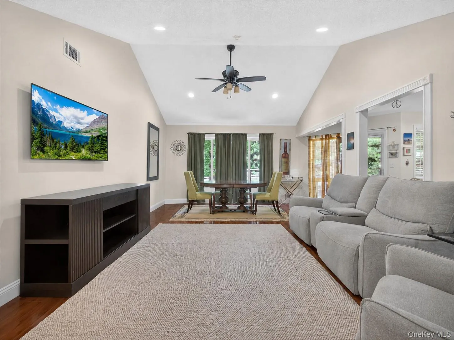 198 Eagle Ridge Way, Clarkstown, NY, 2 Bedrooms Bedrooms, 6 Rooms Rooms,3 BathroomsBathrooms,Residential,For Rent,Eagle Ridge,0,H6265541 198 Eagle Ridge Way, Clarkstown, NY, 2 Bedrooms Bedrooms, 6 Rooms Rooms,3 BathroomsBathrooms,Residential,For Rent,Eagle Ridge,0,H6265541