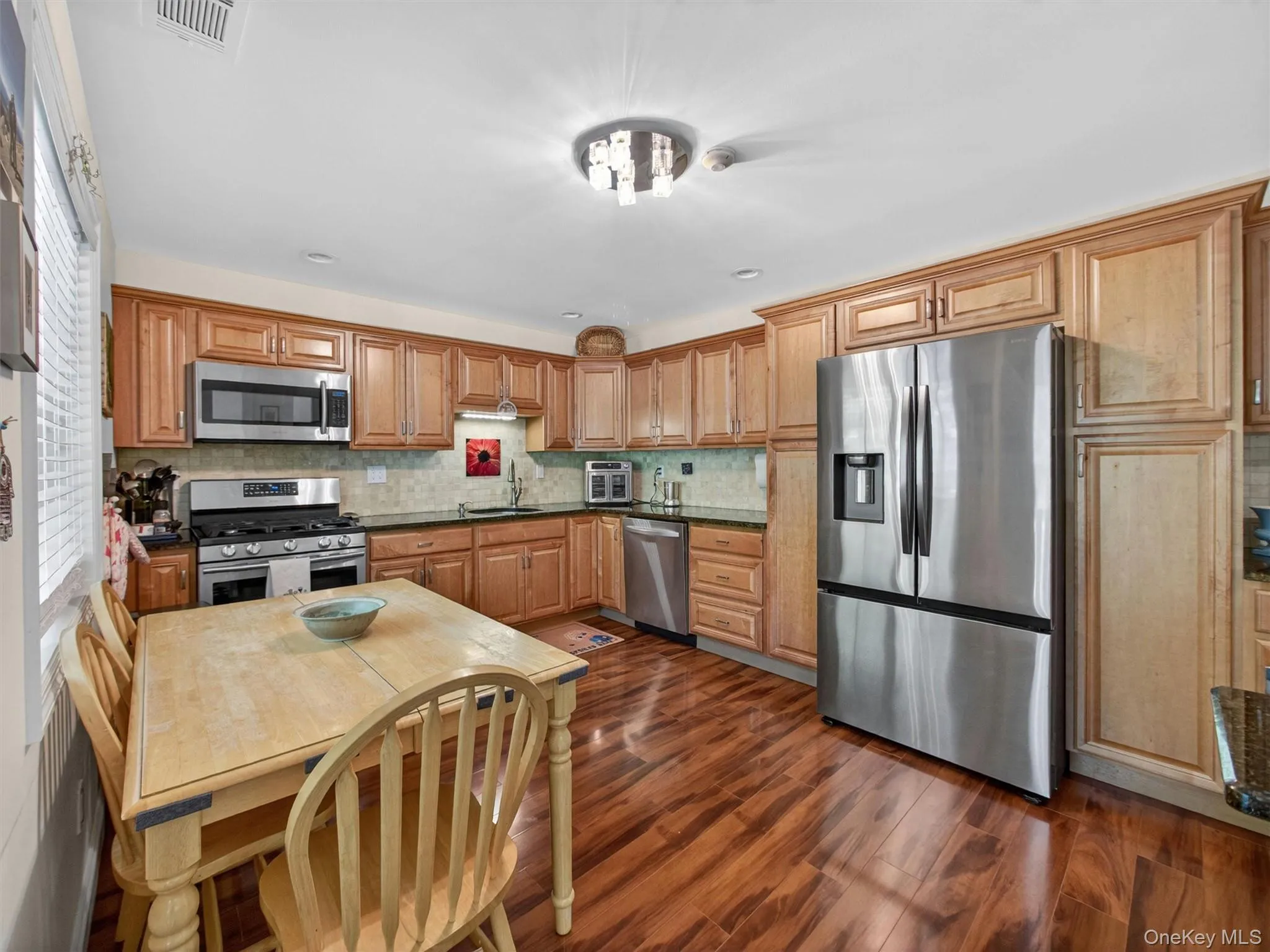 198 Eagle Ridge Way, Clarkstown, NY, 2 Bedrooms Bedrooms, 6 Rooms Rooms,3 BathroomsBathrooms,Residential,For Rent,Eagle Ridge,0,H6265541 198 Eagle Ridge Way, Clarkstown, NY, 2 Bedrooms Bedrooms, 6 Rooms Rooms,3 BathroomsBathrooms,Residential,For Rent,Eagle Ridge,0,H6265541