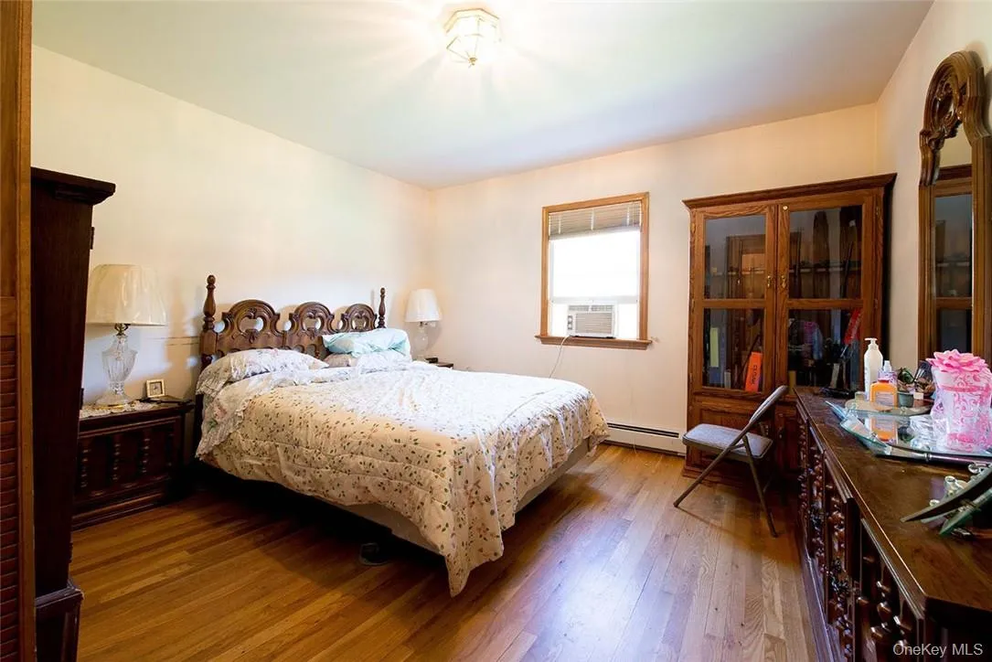 114 Levine Road, Thompson, NY, 5 Bedrooms Bedrooms, 9 Rooms Rooms,3 BathroomsBathrooms,Residential,For Rent,Levine,0,H6268741 114 Levine Road, Thompson, NY, 5 Bedrooms Bedrooms, 9 Rooms Rooms,3 BathroomsBathrooms,Residential,For Rent,Levine,0,H6268741