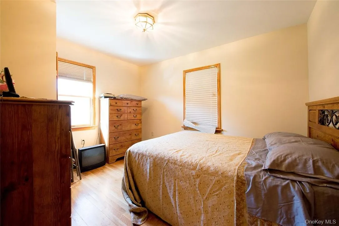 114 Levine Road, Thompson, NY, 5 Bedrooms Bedrooms, 9 Rooms Rooms,3 BathroomsBathrooms,Residential,For Rent,Levine,0,H6268741 114 Levine Road, Thompson, NY, 5 Bedrooms Bedrooms, 9 Rooms Rooms,3 BathroomsBathrooms,Residential,For Rent,Levine,0,H6268741