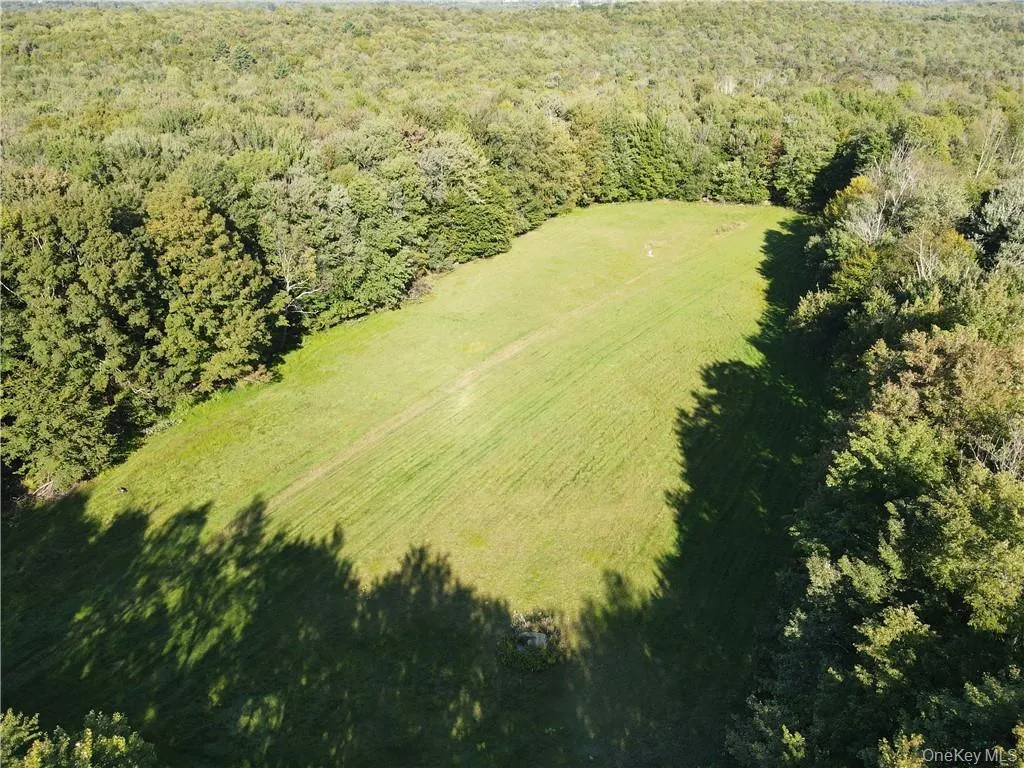 114 Levine Road, Thompson, NY, 5 Bedrooms Bedrooms, 9 Rooms Rooms,3 BathroomsBathrooms,Residential,For Rent,Levine,0,H6268741 114 Levine Road, Thompson, NY, 5 Bedrooms Bedrooms, 9 Rooms Rooms,3 BathroomsBathrooms,Residential,For Rent,Levine,0,H6268741