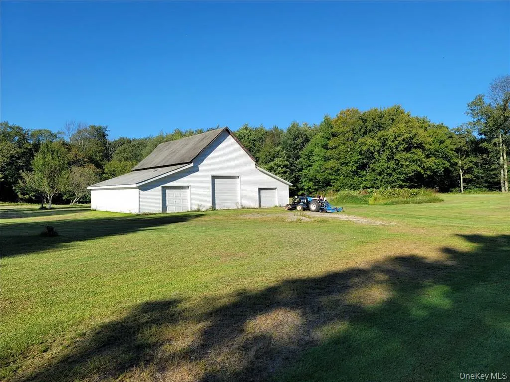 114 Levine Road, Thompson, NY, 5 Bedrooms Bedrooms, 9 Rooms Rooms,3 BathroomsBathrooms,Residential,For Rent,Levine,0,H6268741 114 Levine Road, Thompson, NY, 5 Bedrooms Bedrooms, 9 Rooms Rooms,3 BathroomsBathrooms,Residential,For Rent,Levine,0,H6268741