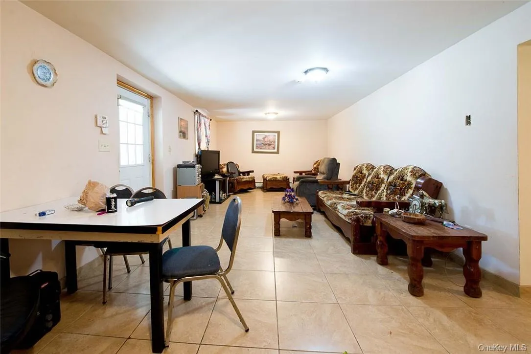 114 Levine Road, Thompson, NY, 5 Bedrooms Bedrooms, 9 Rooms Rooms,3 BathroomsBathrooms,Residential,For Rent,Levine,0,H6268741 114 Levine Road, Thompson, NY, 5 Bedrooms Bedrooms, 9 Rooms Rooms,3 BathroomsBathrooms,Residential,For Rent,Levine,0,H6268741