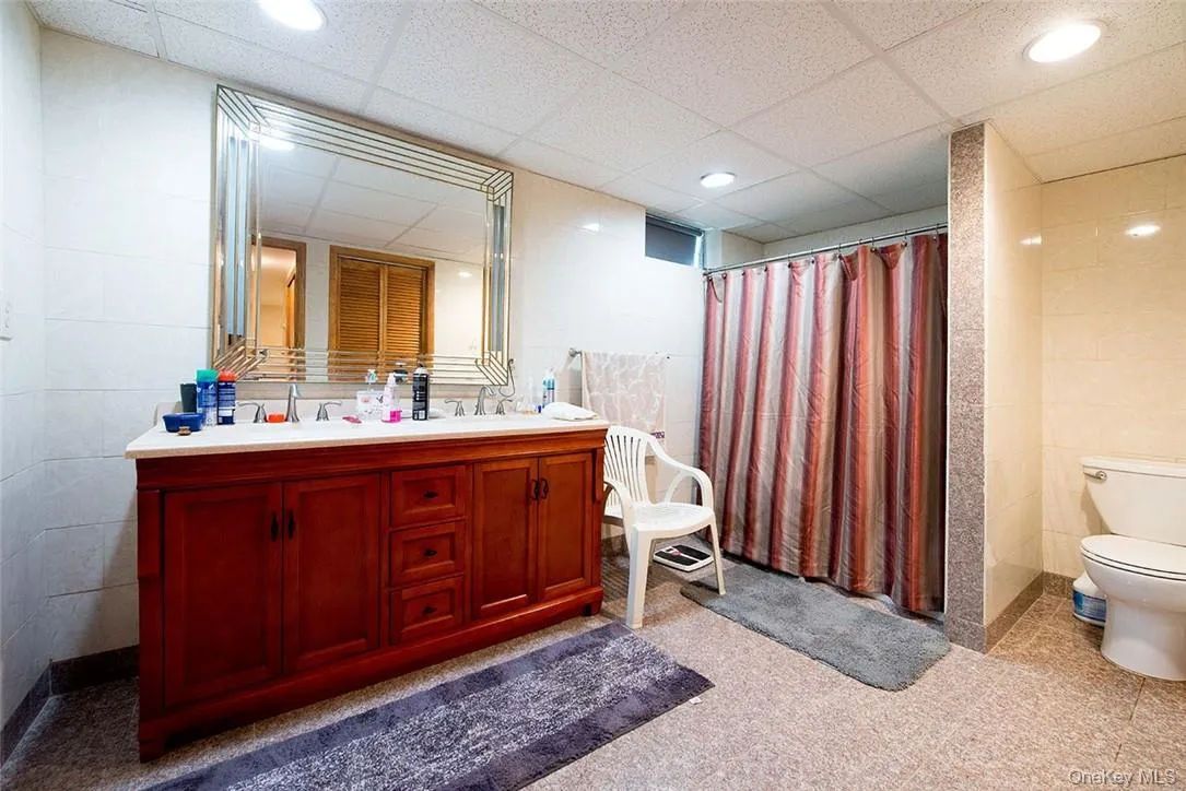 114 Levine Road, Thompson, NY, 5 Bedrooms Bedrooms, 9 Rooms Rooms,3 BathroomsBathrooms,Residential,For Rent,Levine,0,H6268741 114 Levine Road, Thompson, NY, 5 Bedrooms Bedrooms, 9 Rooms Rooms,3 BathroomsBathrooms,Residential,For Rent,Levine,0,H6268741