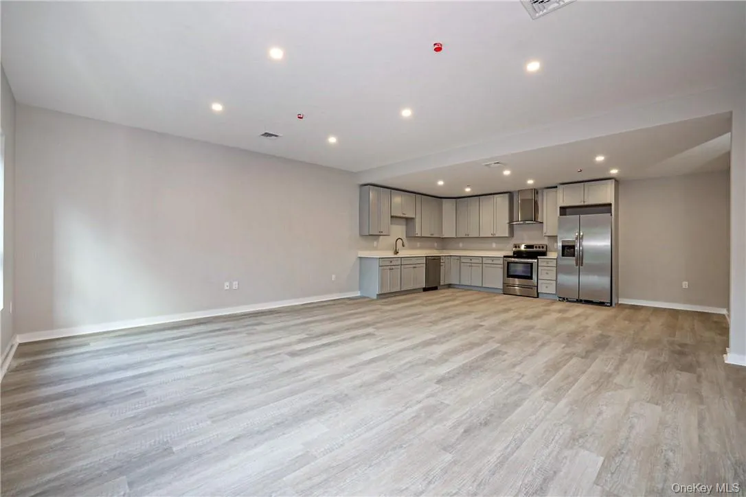 500 Commerce Street, Mount Pleasant, NY, 2 Bedrooms Bedrooms, 4 Rooms Rooms,1 BathroomBathrooms,Residential Lease,Idx,Commerce,0,H6275245 500 Commerce Street, Mount Pleasant, NY, 2 Bedrooms Bedrooms, 4 Rooms Rooms,1 BathroomBathrooms,Residential Lease,Idx,Commerce,0,H6275245