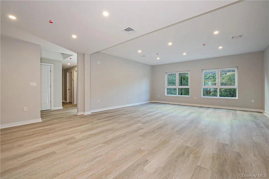 500 Commerce Street, Mount Pleasant, NY, 2 Bedrooms Bedrooms, 4 Rooms Rooms,1 BathroomBathrooms,Residential Lease,Idx,Commerce,0,H6275245 500 Commerce Street, Mount Pleasant, NY, 2 Bedrooms Bedrooms, 4 Rooms Rooms,1 BathroomBathrooms,Residential Lease,Idx,Commerce,0,H6275245